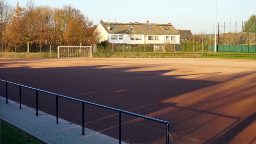 Kunstrasenplatz Sinnersdorf – aktueller Umsetzungsstand